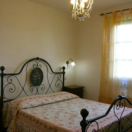 Podere Marcigliano 哥尔顿