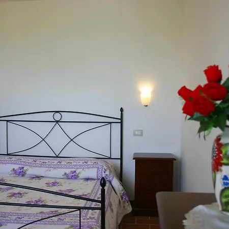 Podere Marcigliano 哥尔顿